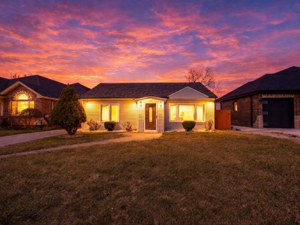 7740 Laramie Avenue , Burbank, IL 60459