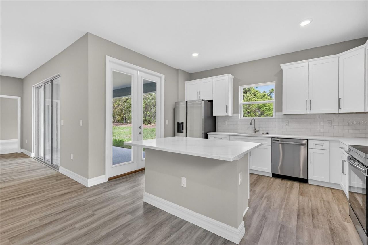 30165 W Bluebell Avenue, Eustis, FL 32736 Photo