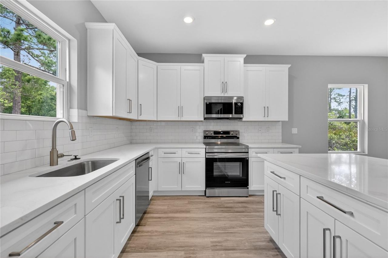 30165 W Bluebell Avenue, Eustis, FL 32736 Photo