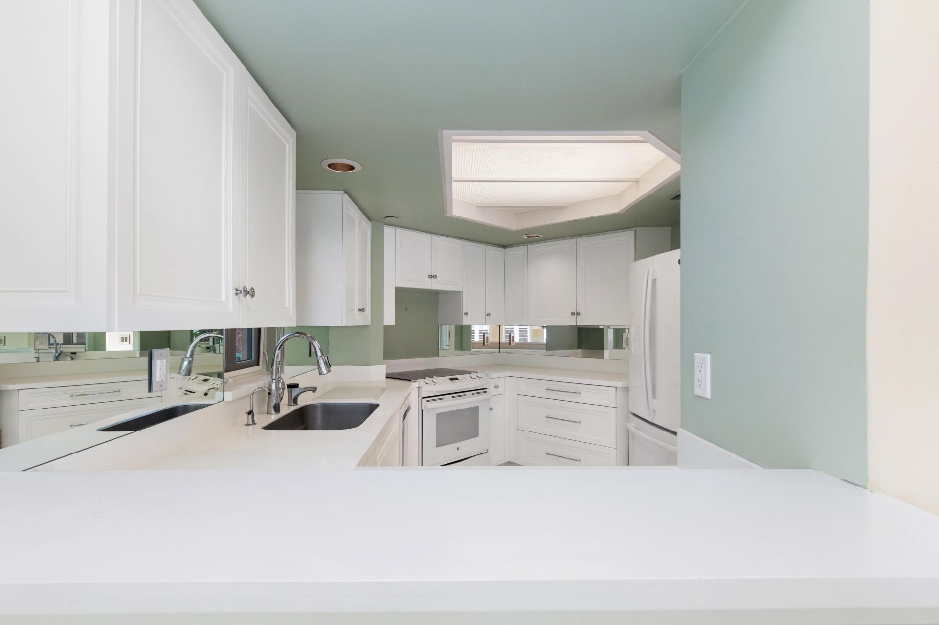 120 SE 5th Avenue, Unit Apt 128, Boca Raton, FL 33432 Photo