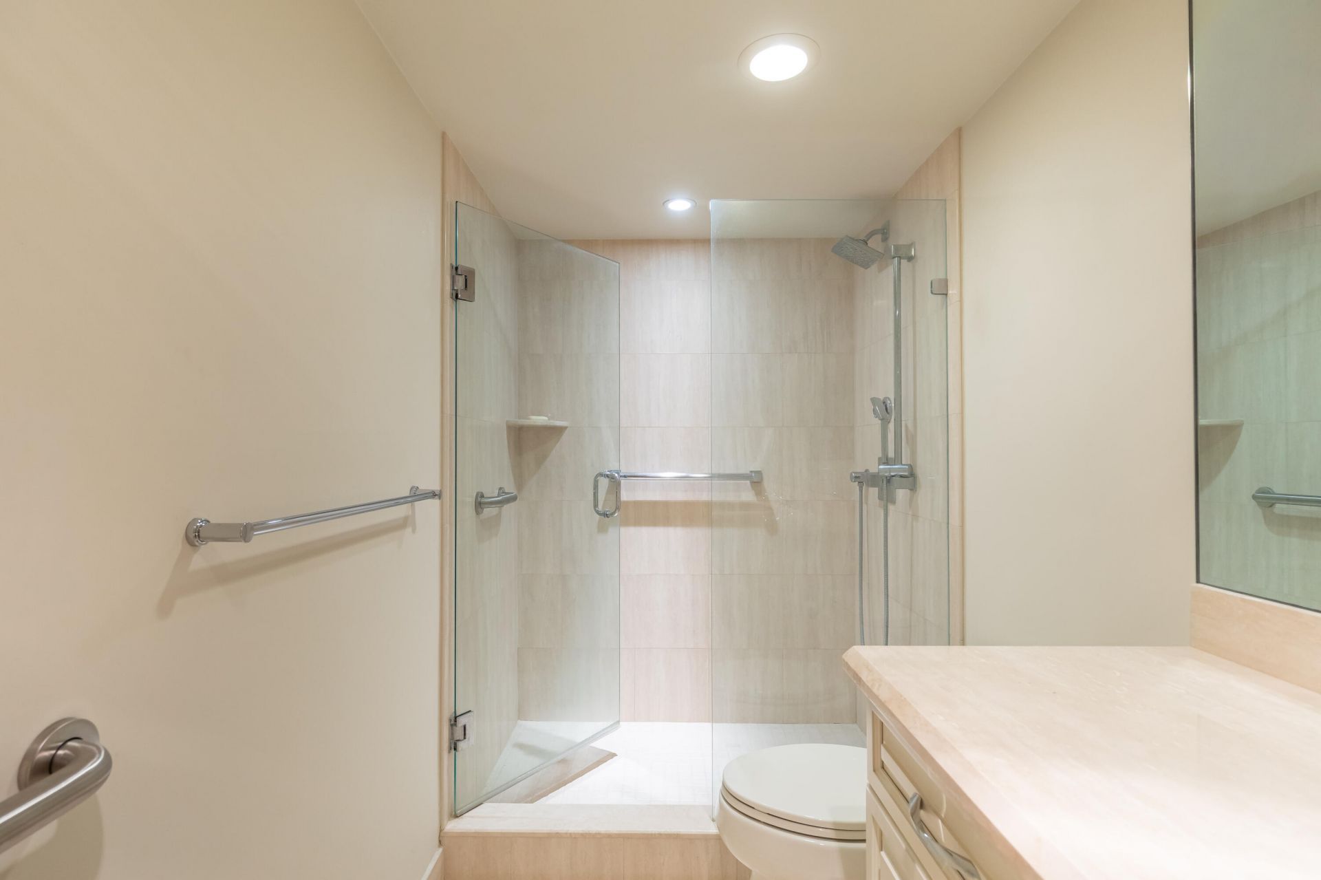 120 SE 5th Avenue, Unit Apt 128, Boca Raton, FL 33432 Photo