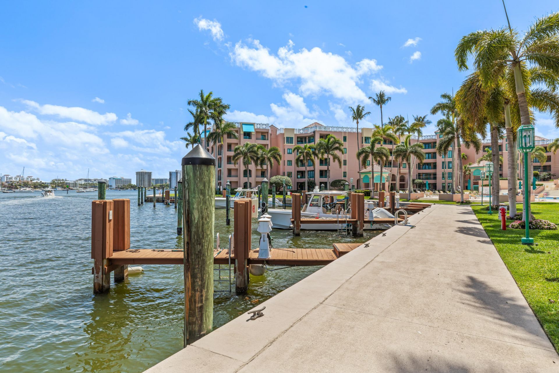 120 SE 5th Avenue, Unit Apt 128, Boca Raton, FL 33432 Photo