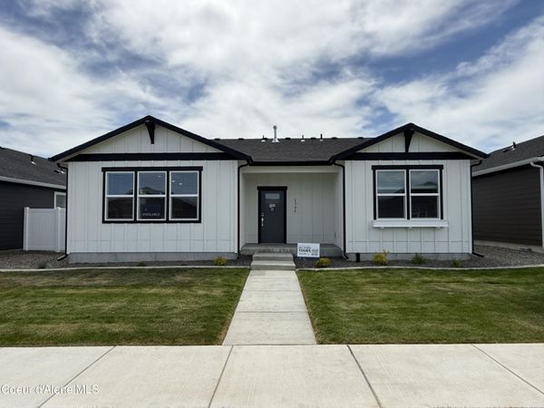 5306 E Aquila Ave, Post Falls, ID 83854