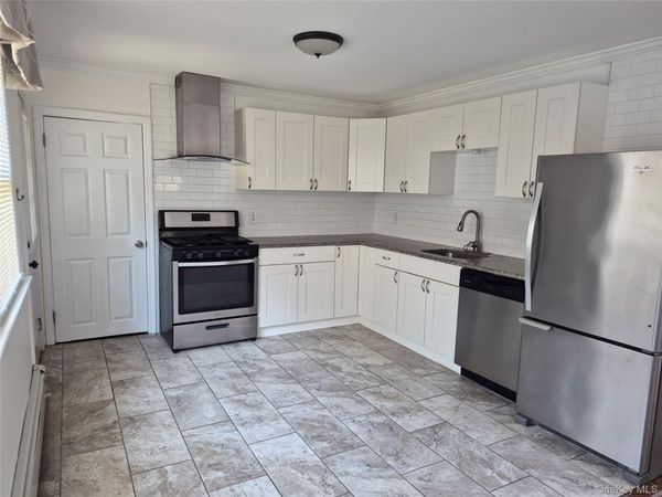 27 Oakwood Drive , Nyack, NY 10960