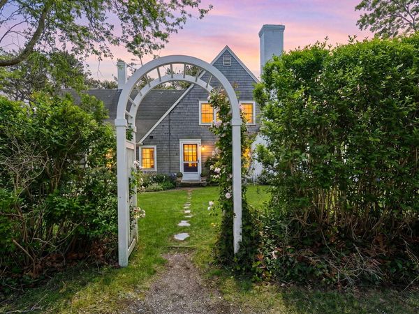 27 Whereaway Lane, Wellfleet, MA 02667