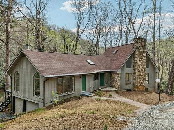 1115 Kilpatrick Road, Hendersonville, NC 28739