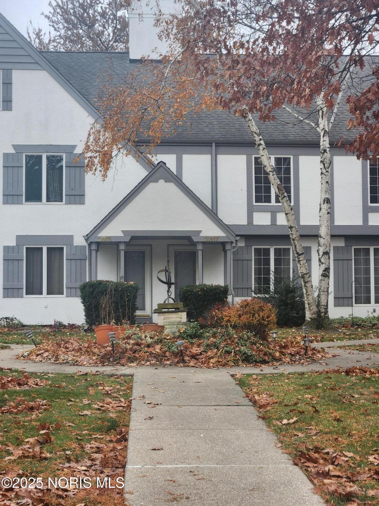 2317 Rockspring Road, Toledo, OH 43614 Main Photo