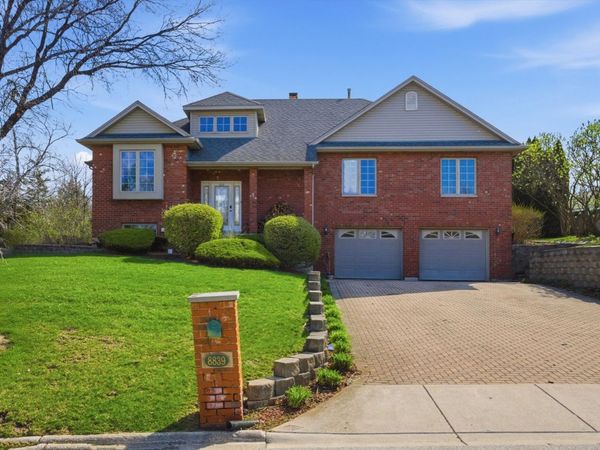 8839 S 83rd Avenue , Hickory Hills, IL 60457