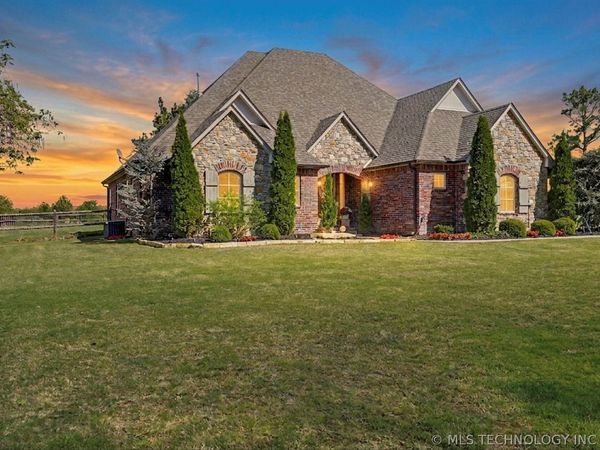 2135 S 280th East Avenue , Catoosa, OK 74015