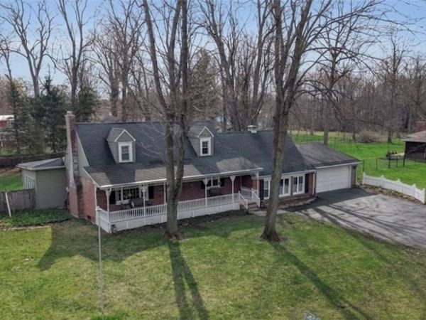 4505 E Overlook Drive, Buffalo, NY 14221