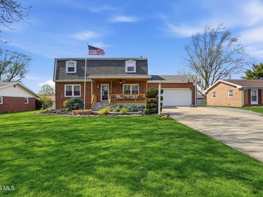 1726 Cherry Lane, Findlay, OH 45840