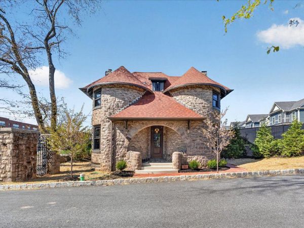 701 S BETHLEHEM PIKE, AMBLER, PA 19002