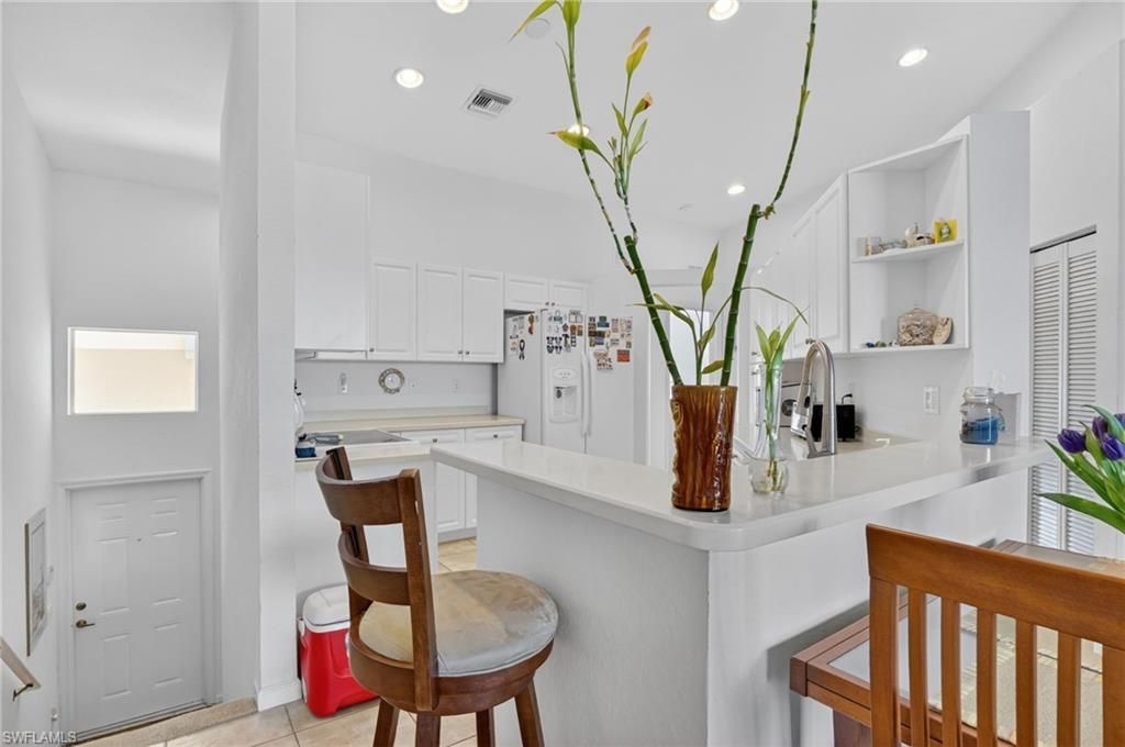 25009 Peacock Ln, Unit 1-201, Naples, FL 34114 Photo