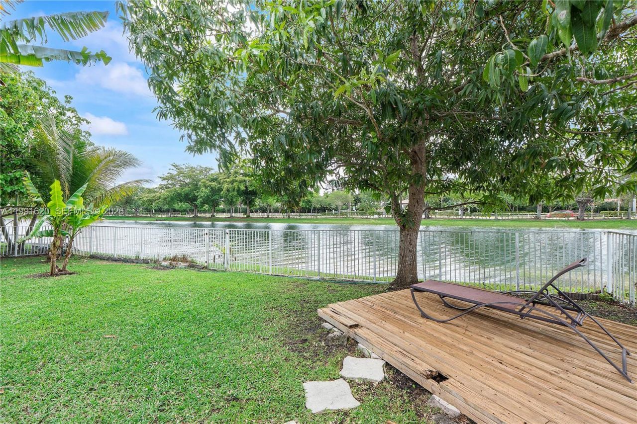 15092 SW 13th Pl , Sunrise, FL 33326 Photo