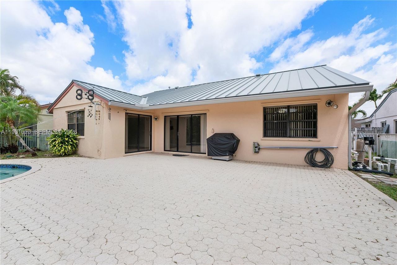 15092 SW 13th Pl, Sunrise, FL 33326 Photo