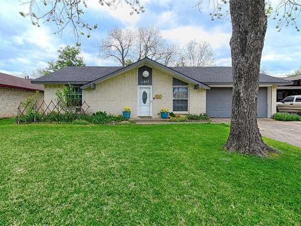 1853 Tompkins Drive, Grand Prairie, TX 75051