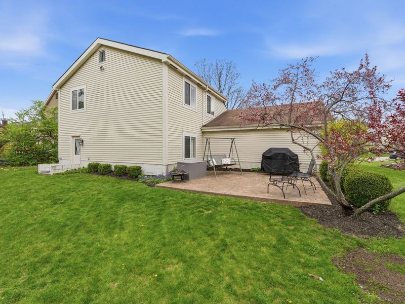 4556 Huckleberry Court, Hilliard, OH 43026 Photo 2