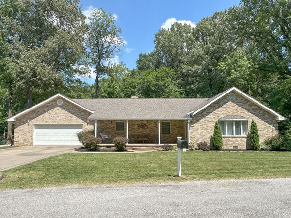 2863 Parker Drive, Metropolis, IL 62960