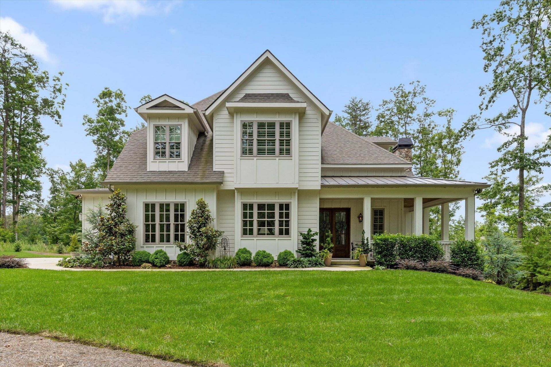 1375 Wintergreen Lane, Signal Mountain, TN 37377 Main Photo
