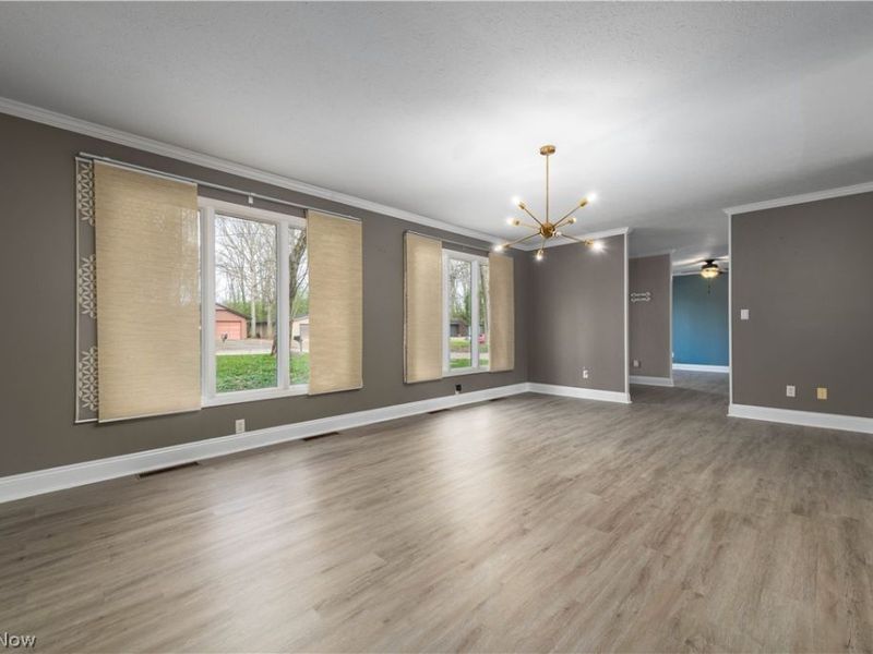 12101 The Bluffs, Strongsville, OH 44136 Photo 12