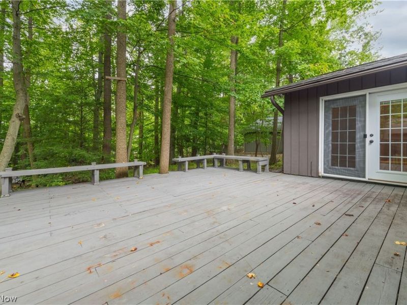 12101 The Bluffs, Strongsville, OH 44136 Photo 6