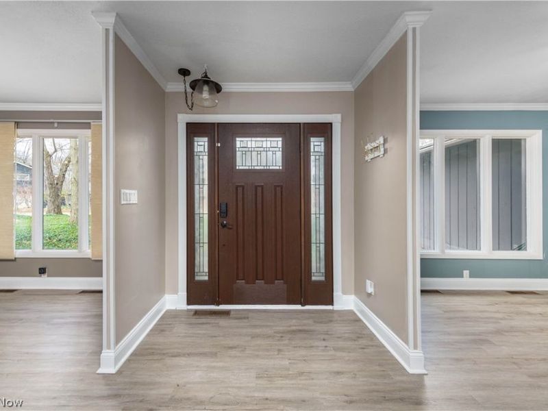 12101 The Bluffs, Strongsville, OH 44136 Photo 8