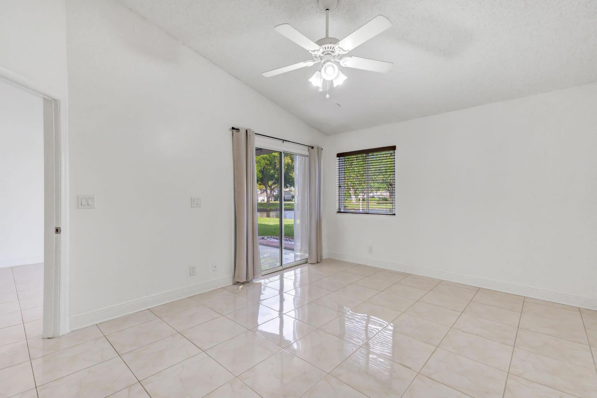 9130 Vineland Court, Unit C, Boca Raton, FL 33496 Photo