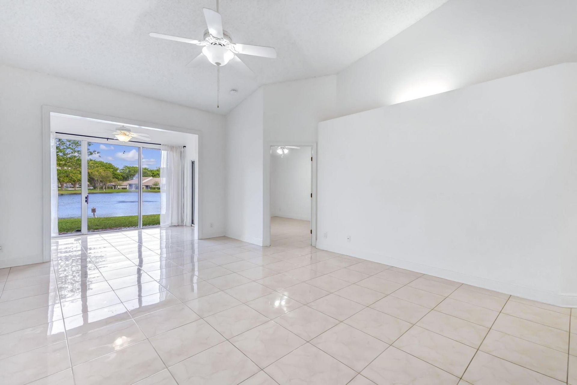 9130 Vineland Court, Unit C, Boca Raton, FL 33496 Photo