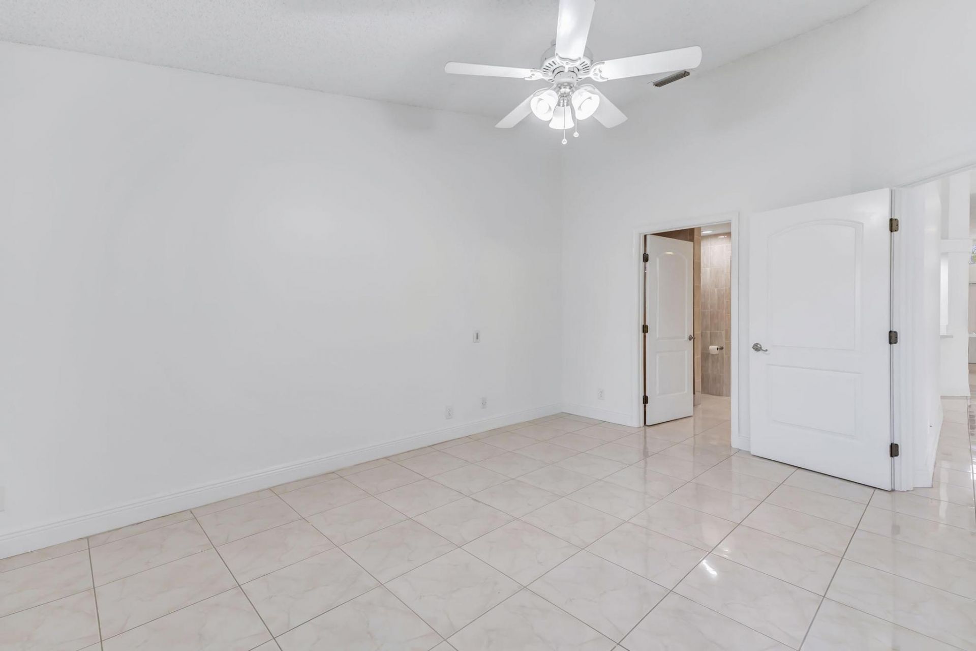 9130 Vineland Court, Unit C, Boca Raton, FL 33496 Photo