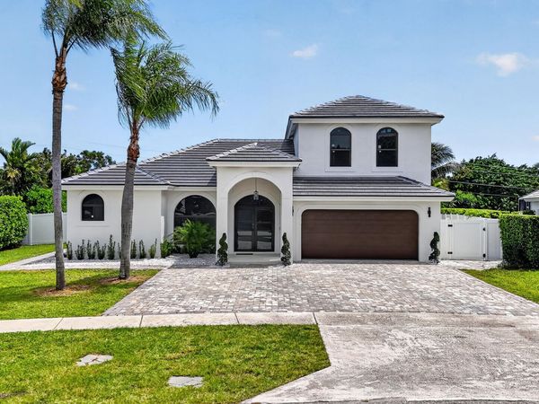 7548 Fairway Trail, Boca Raton, FL 33487