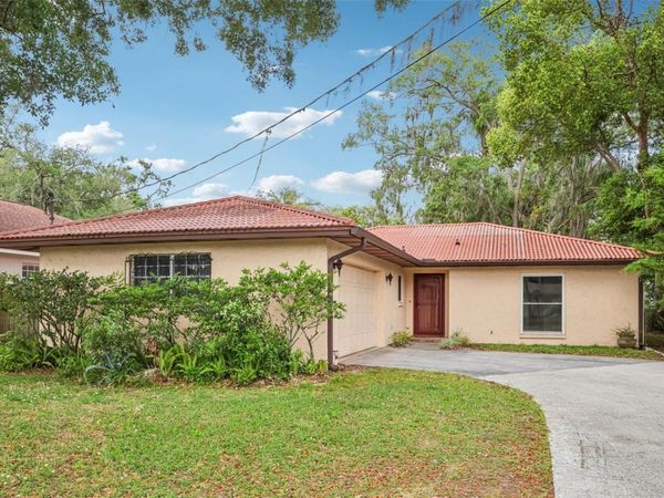 11732 MOFFAT AVENUE , TAMPA, FL 33617