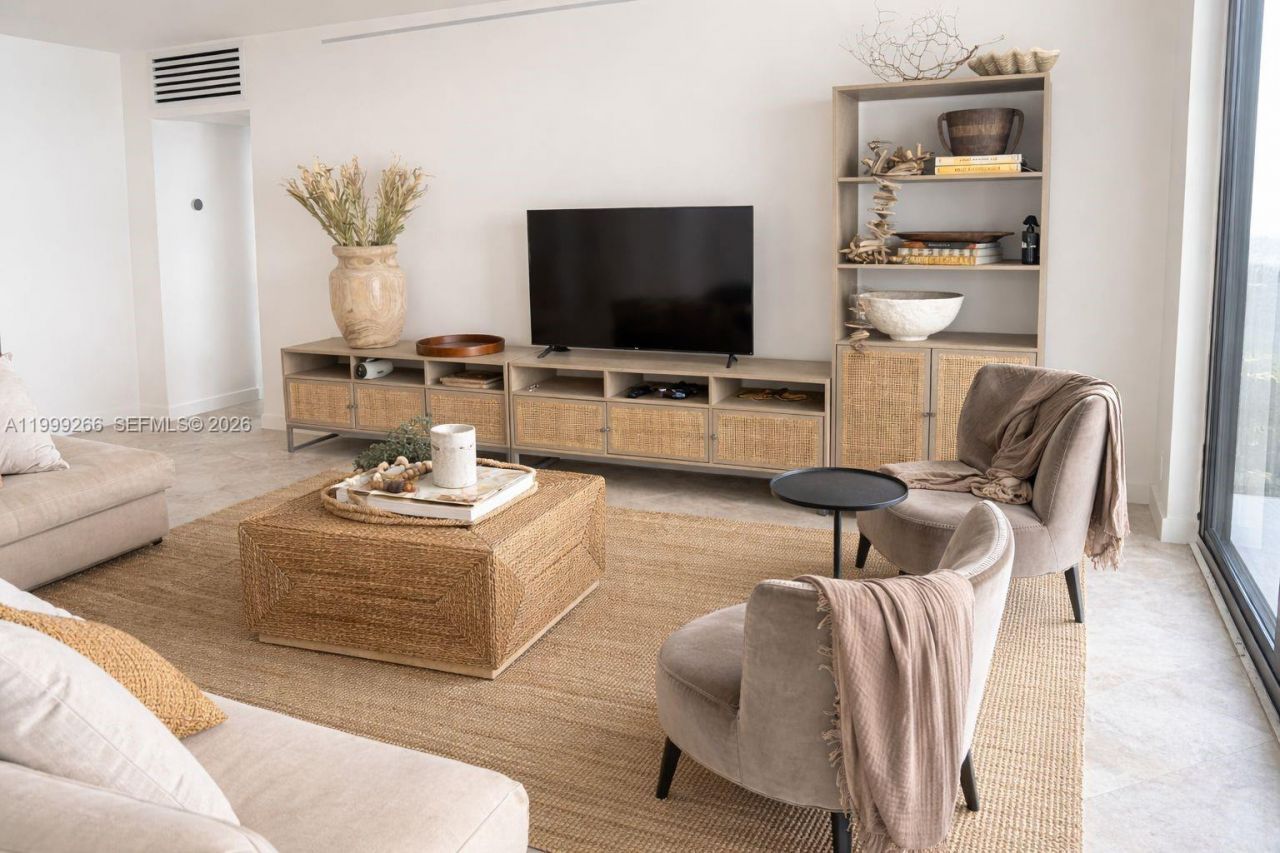 1111 Crandon Blvd , Unit A404, Key Biscayne, FL 33149 Photo