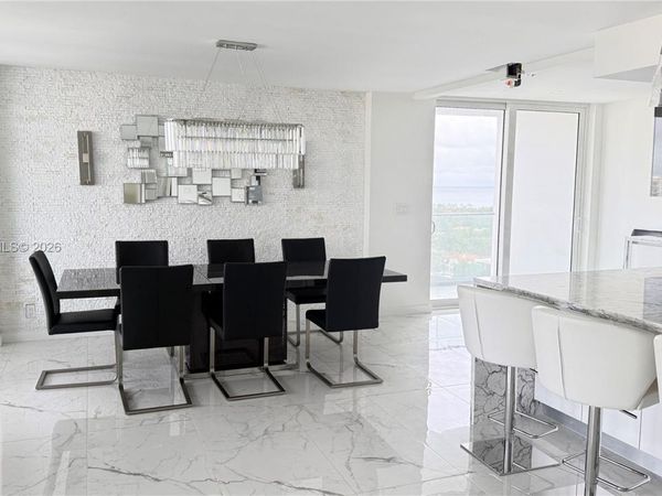 19707 Turnberry Way, Unit 18K, Aventura, FL 33180