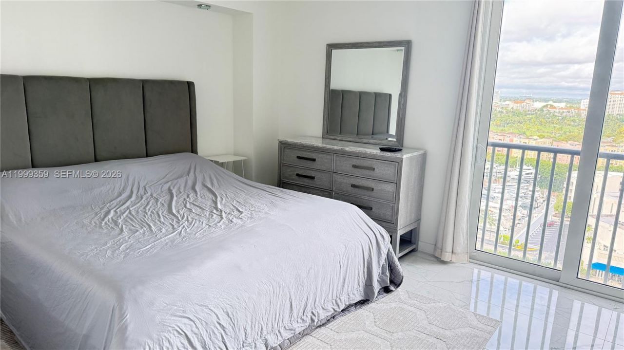 19707 Turnberry Way, Unit 18K, Aventura, FL 33180 Photo