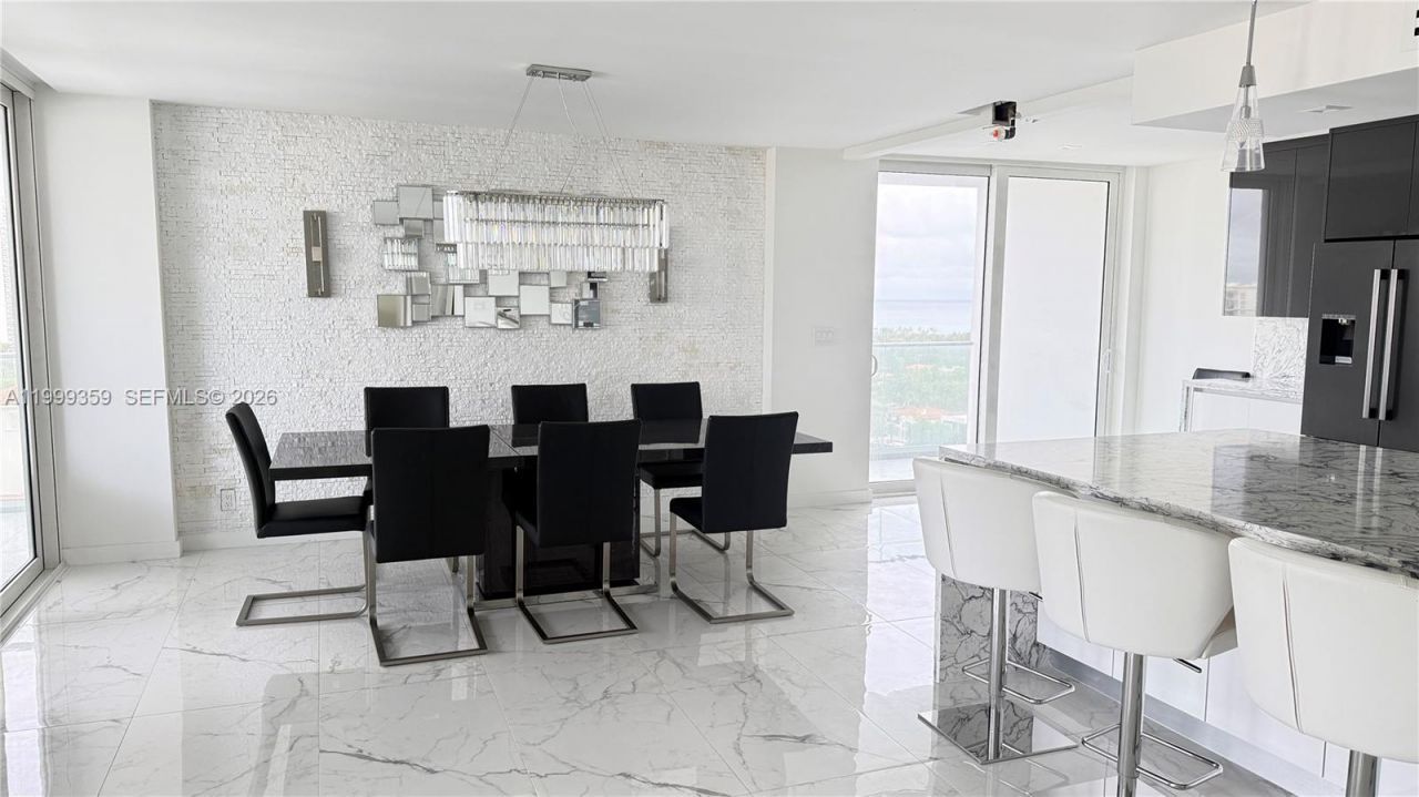 19707 Turnberry Way, Unit 18K, Aventura, FL 33180 Photo