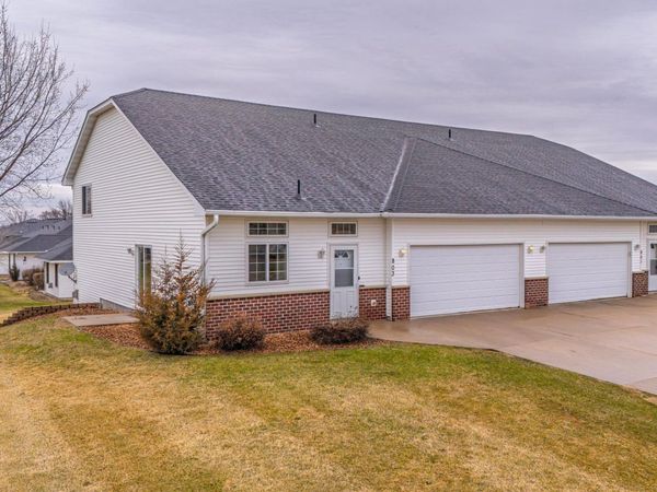 803 1st Street NW, New Prague, MN 56071