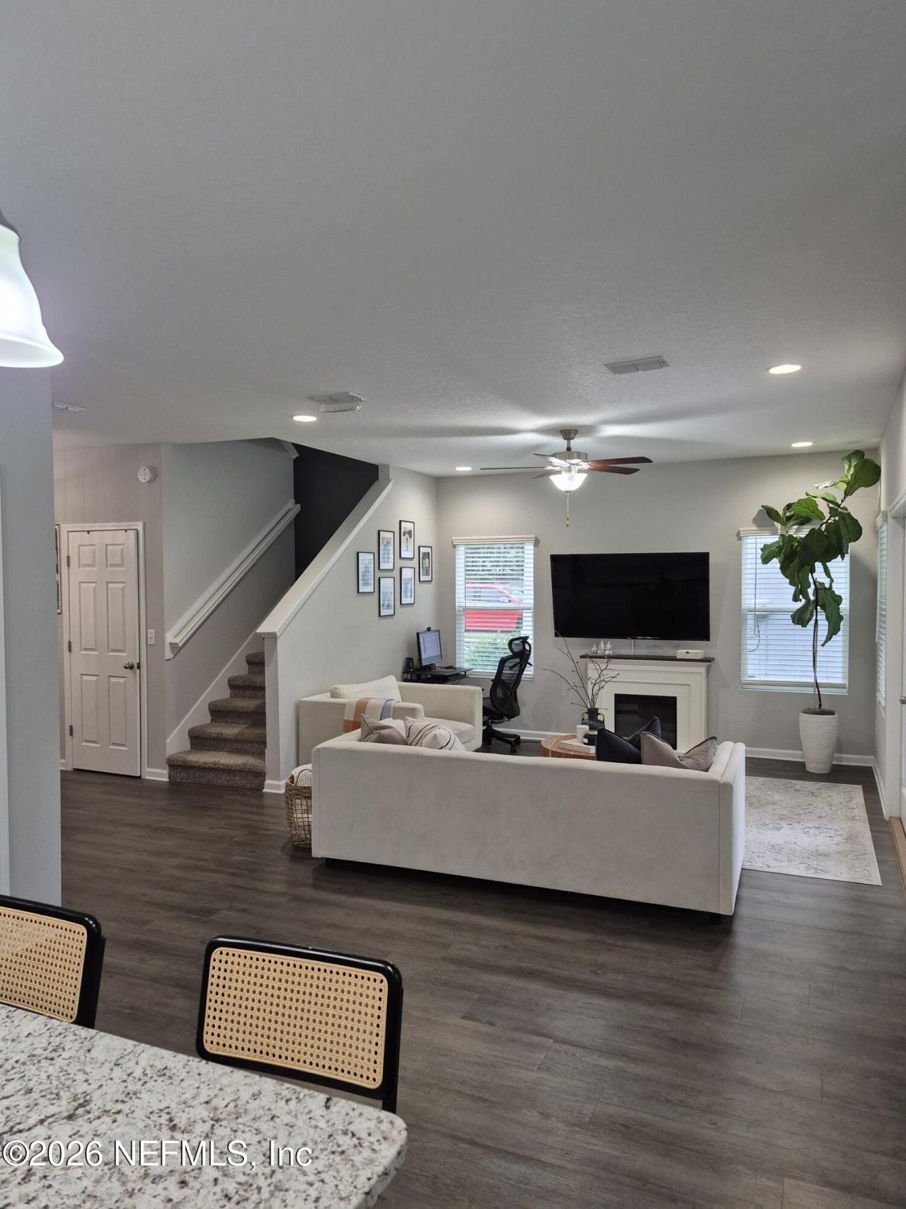 6093 Hyde Park Circle, Jacksonville, FL 32210 Photo