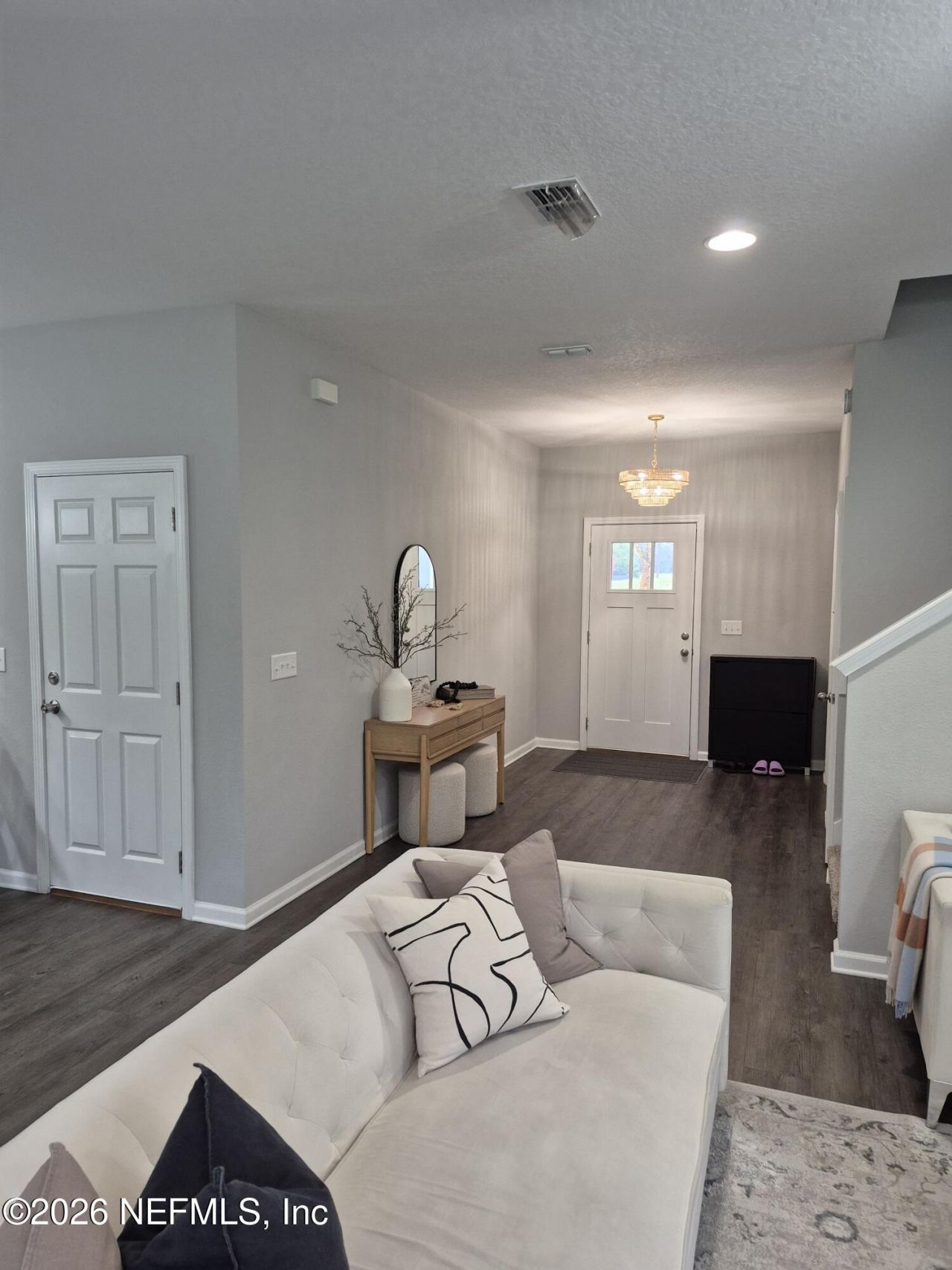 6093 Hyde Park Circle, Jacksonville, FL 32210 Photo