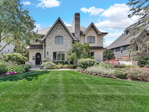 932 S Grant Street, Hinsdale, IL 60521