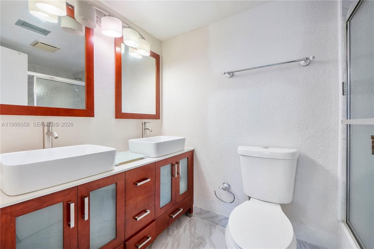 4851 NW 26th Ct , Unit 144, Lauderdale Lakes, FL 33313 Photo