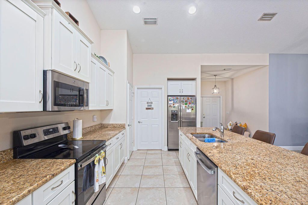 3462 SW Emden Street, Port Saint Lucie, FL 34953 Photo