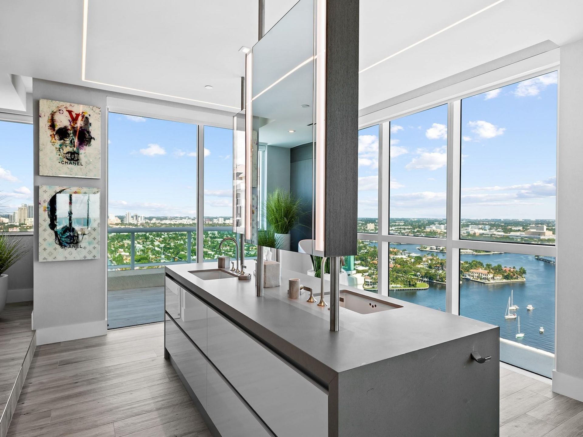 101 S Fort Lauderdale Beach Boulevard, Unit 2905, Fort Lauderdale, FL 33316 Photo