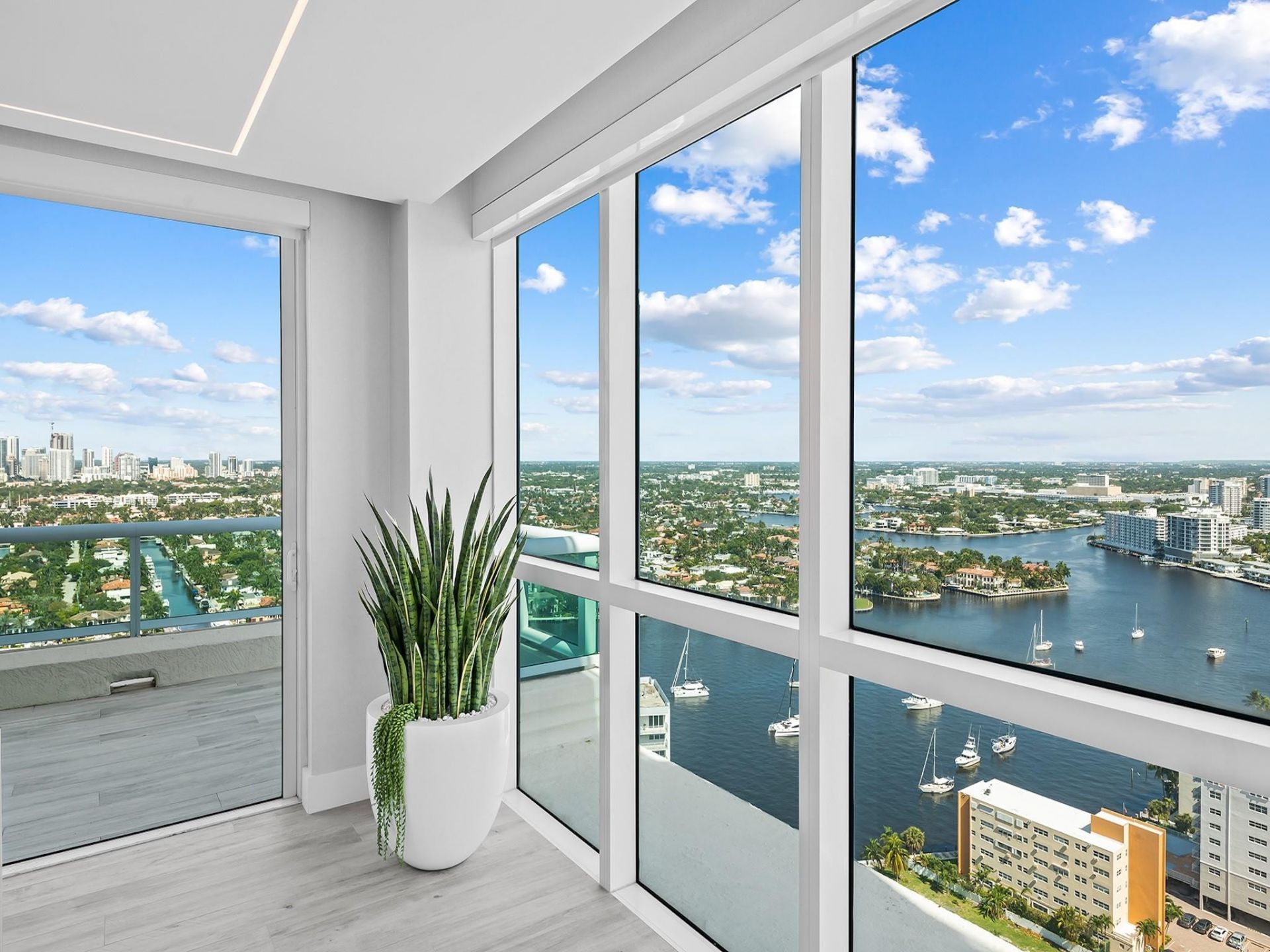 101 S Fort Lauderdale Beach Boulevard, Unit 2905, Fort Lauderdale, FL 33316 Photo