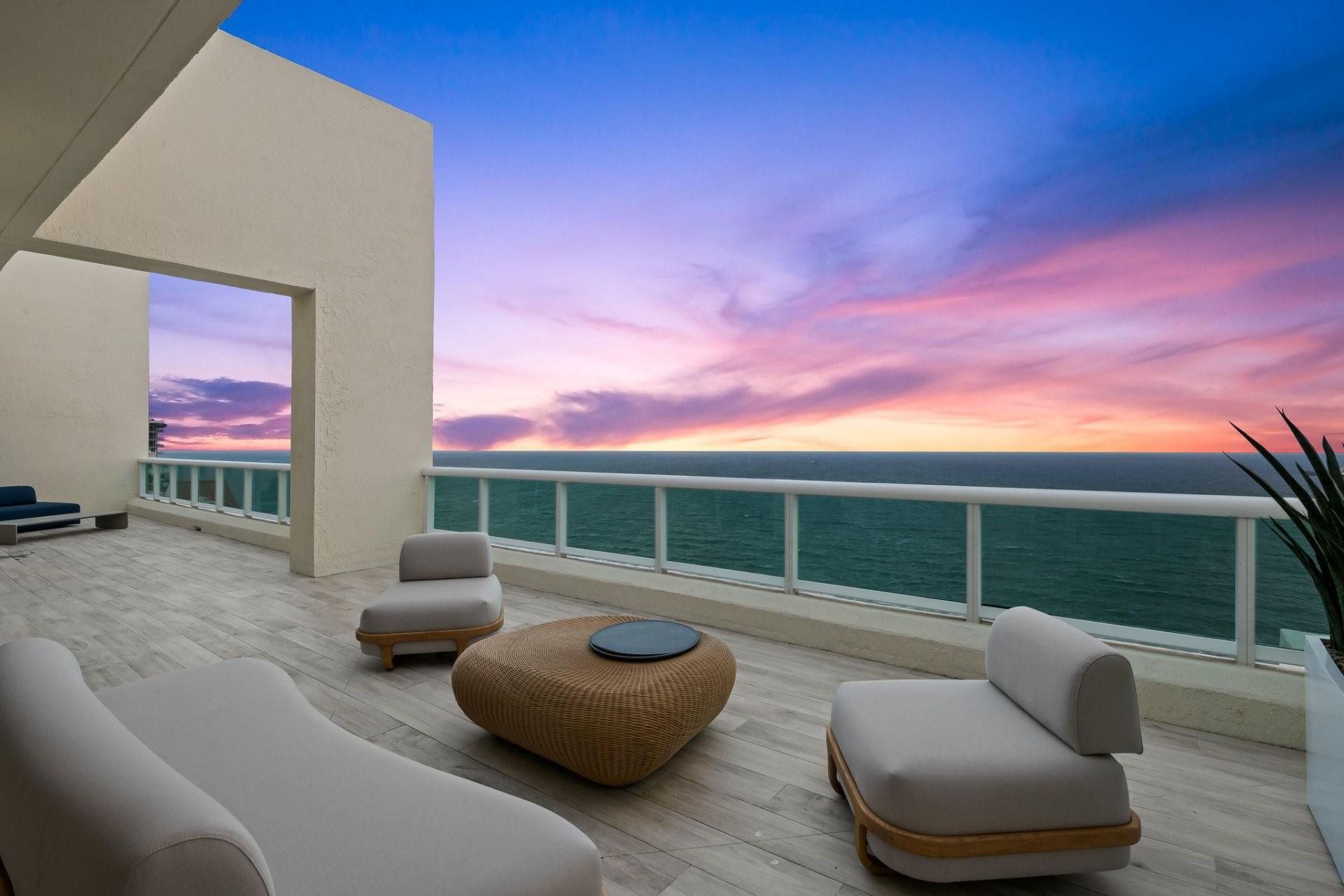 101 S Fort Lauderdale Beach Boulevard, Unit 2905, Fort Lauderdale, FL 33316 Photo