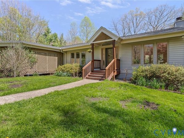 323 Burnt Mill Lane , Mattaponi, VA 23110