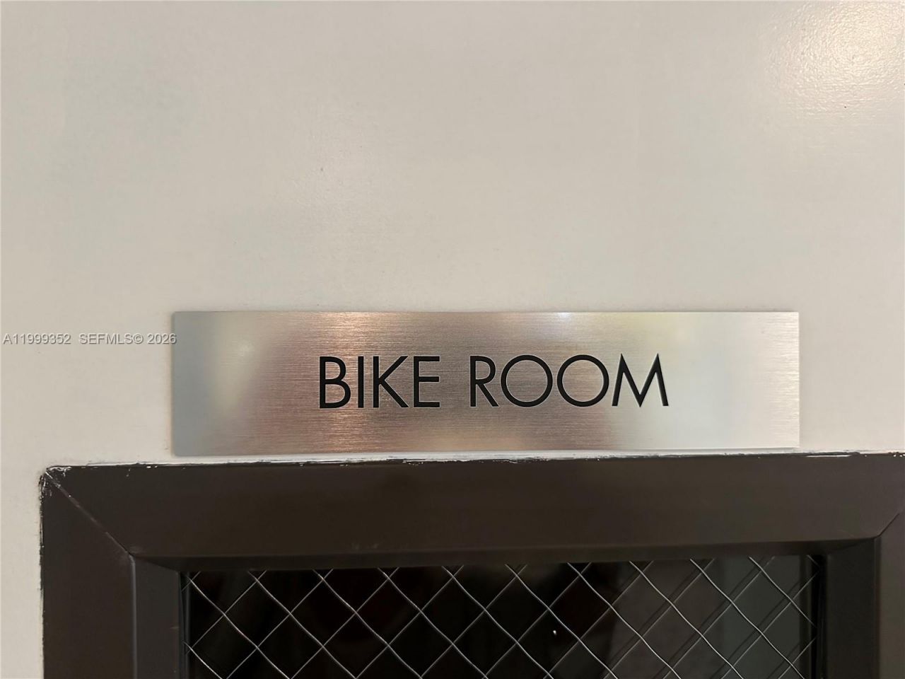 1020 Meridian Ave, Unit 806, Miami Beach, FL 33139 Photo