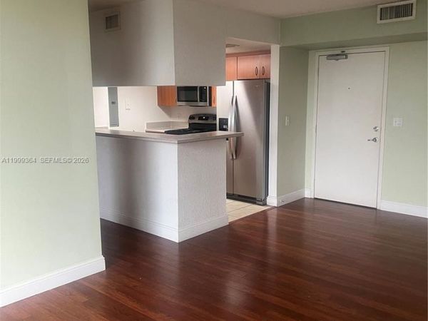 816 NW 11th St, Unit 1002, Miami, FL 33136