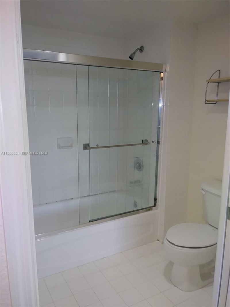 816 NW 11th St , Unit 1002, Miami, FL 33136 Photo