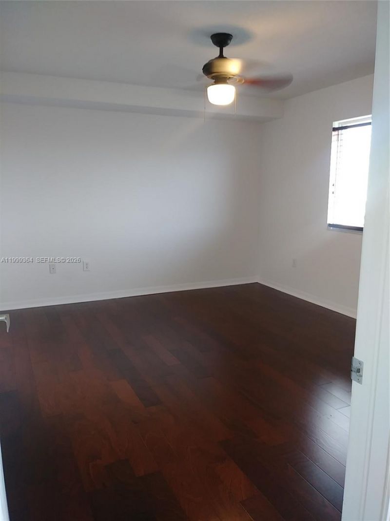 816 NW 11th St , Unit 1002, Miami, FL 33136 Photo