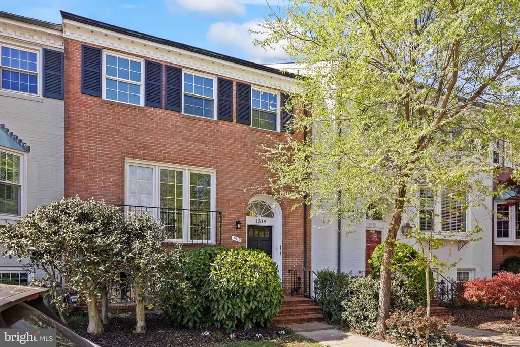 1519 Belle Haven Road, Alexandria, VA 22307 Main Photo